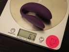We-Vibe Sync ukazuje na váhe 67 g