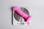 Silikonové dildo s přísavkou Hot Pink (18 cm), na váze