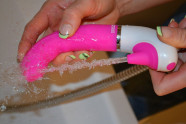 Vibrátor H2O Drop Pink strieka vodu