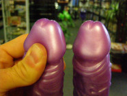 Vibrátor  Pearl tvrdý fialový 25 cm
