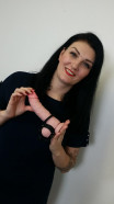 Karin bemutatja a BallSpreader szilikon gyűrűt súlyokkal