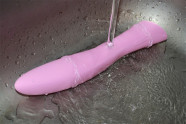 Pink Lover szilikon vibrátor, folyó víz alatt
