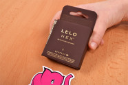 LELO Hex Respect XL - fotózás a Růžový Slon Havířov üzletben