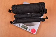 Bondážní lano Soft Touch – vážíme lana, stolní váha ukazuje 273 g