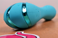 Silikonový vibrátor Tiffany Dream – detail lesklých proužků