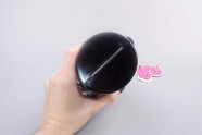 Tenga Flip Hole maszturbátor - fekete, kézben
