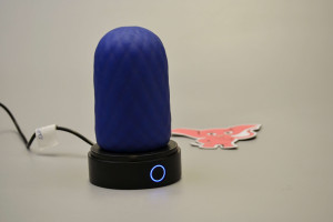 Masturbátor s nahřívacím stojánkem Aetheric Cup (11,5 cm) + dárek erekční kroužek