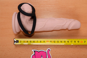 Erekčný krúžok Bondage - na menšom dildu, priemer 3,6 cm