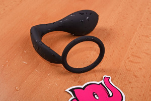 Anální kolík s erekčním kroužkem Ring & Plug