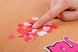 Mýdlové konfety Little Hearts – na stole