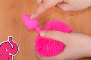 Análny kolík Pinky Bunny - s prstom