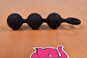 Análne guličky Black Trio - fotenie v predajni Ružový Slon Havířov