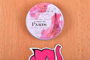 Masážní svíčka Paris Romance – focení v prodejně Růžový Slon Havířov