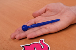 Blue Stick szilikon tágító - fotózás a kézben