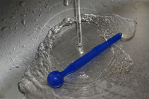 Blue Stick szilikon tágító - folyó víz alatti mosás