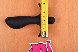 Vibrační anální kolík Prostate Jet – měříme délku patky