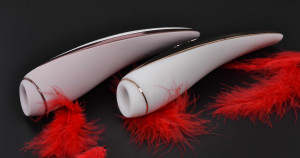 Satisfyer Luxury tlakový vibrátor, růžová a černá varianta