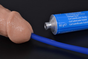 Sterilní lubrikační gel K–Y Jelly (82 g), dilatátor