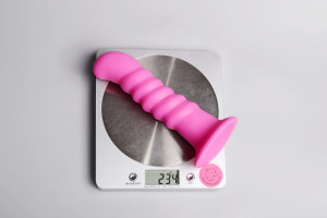 Szilikon vibrátor tapadókoronggal Hot Pink (18 cm), lemért