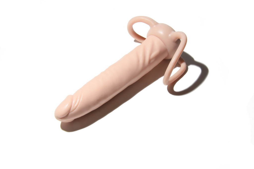 Anális csíptetős pénisz Dual Penetrator