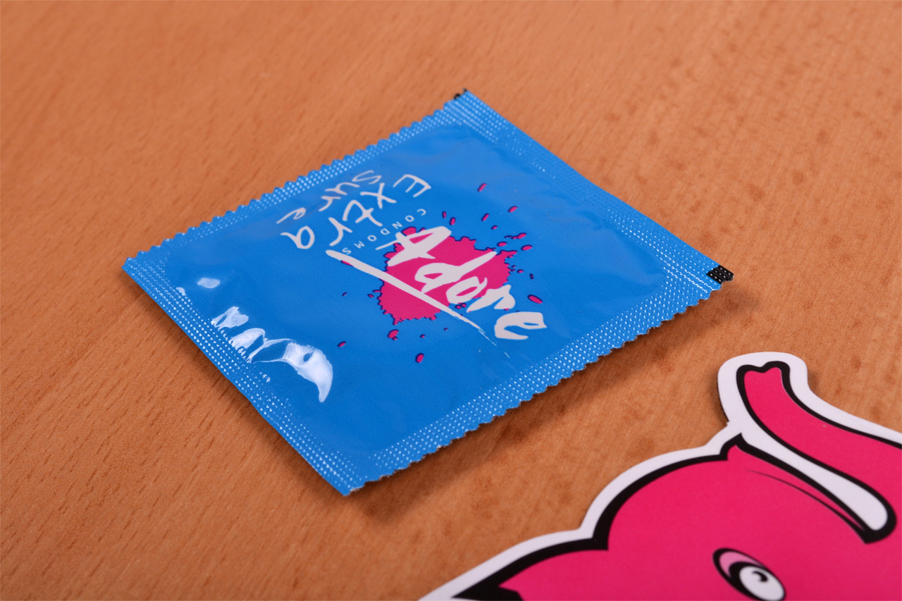 Kondom Adore – starší balení