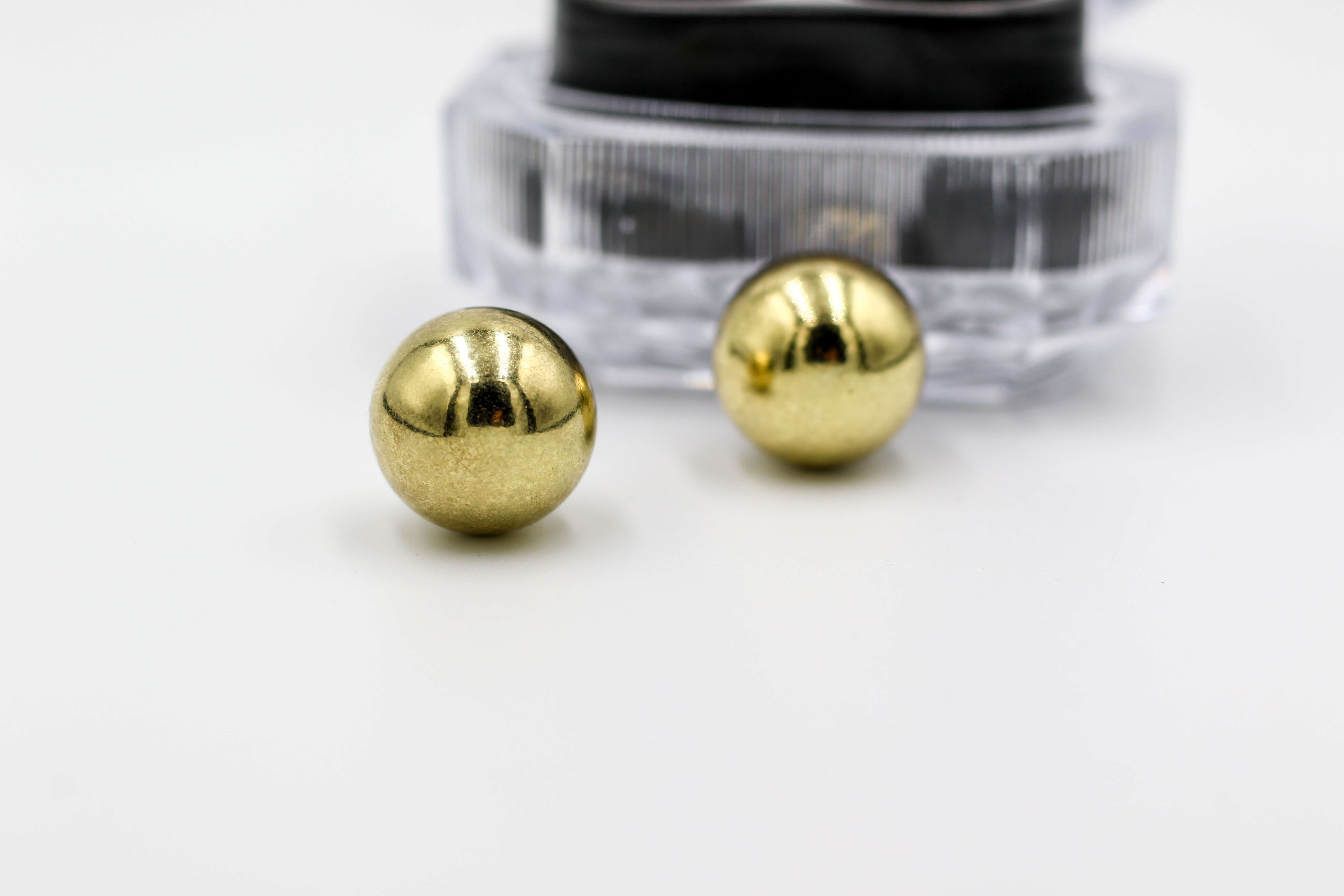 Kovové kuličky Golden Balls (2*24 g)